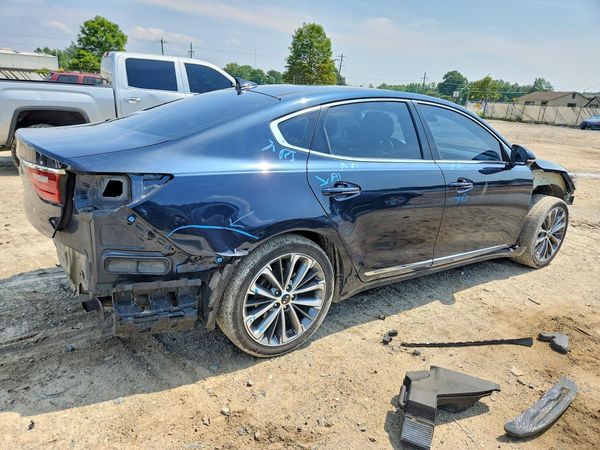 2018 KIA CADENZA