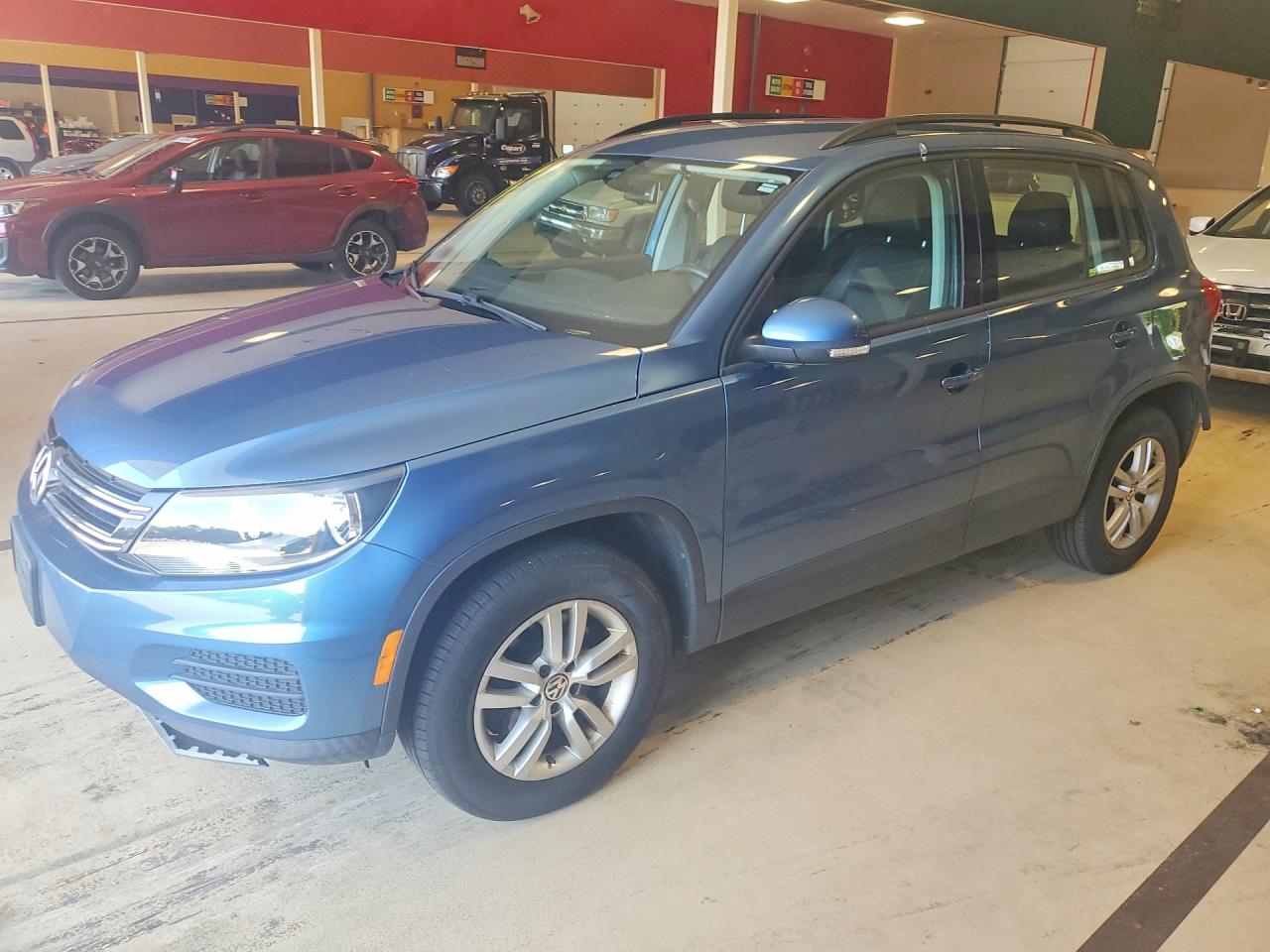2017 VOLKSWAGEN TIGUAN