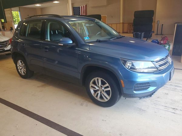 2017 VOLKSWAGEN TIGUAN