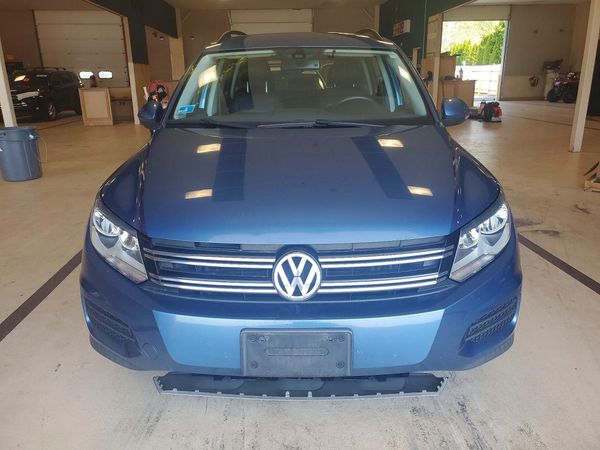 2017 VOLKSWAGEN TIGUAN