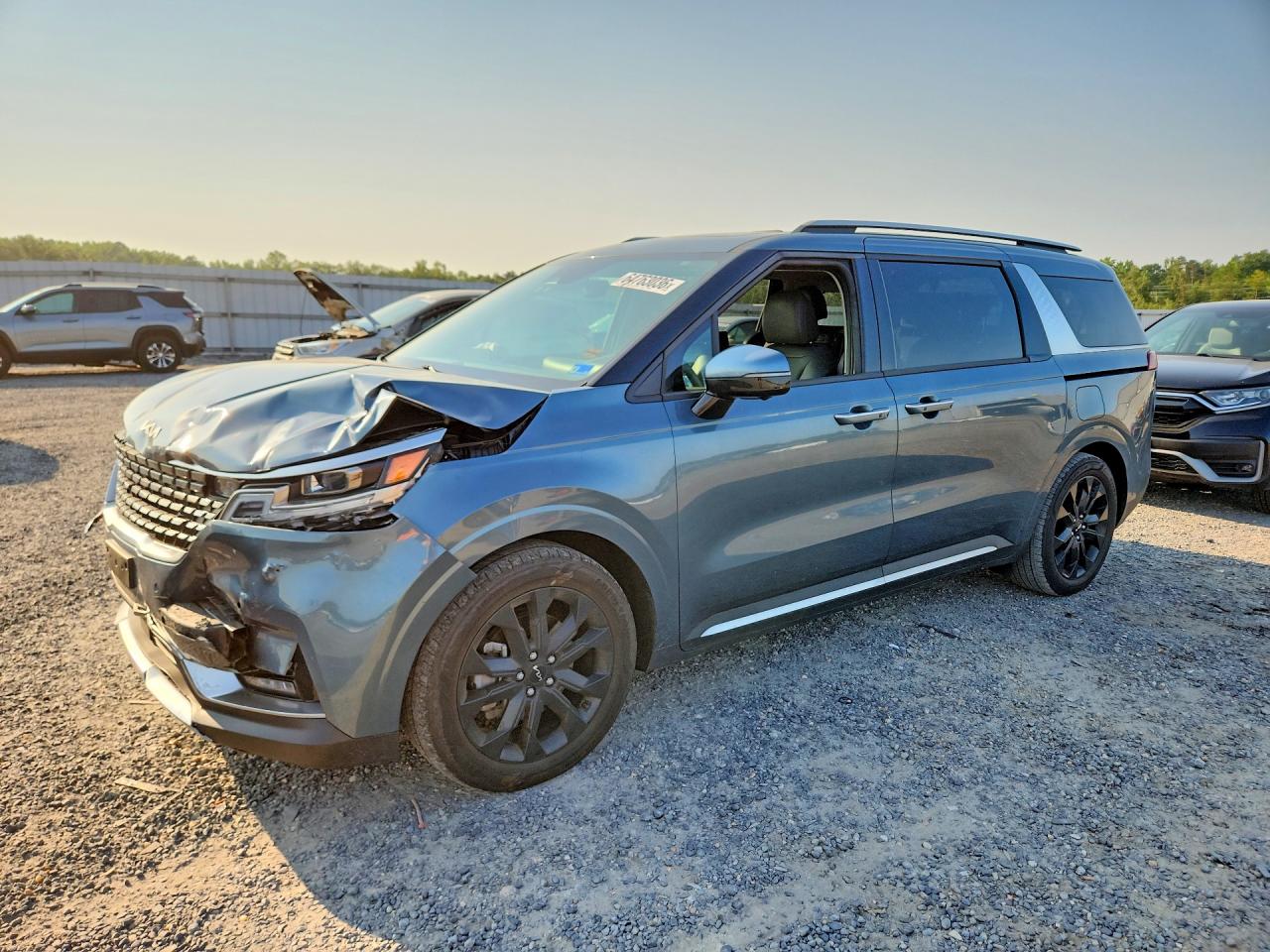 2024 KIA CARNIVAL