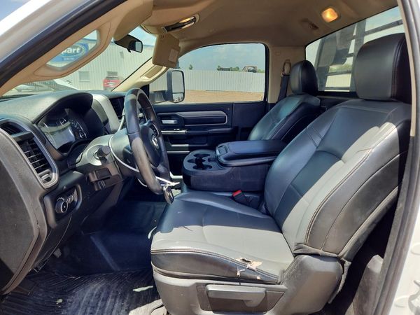 2019 RAM 3500 REG CAB CHASSIS