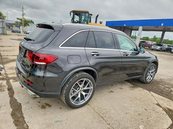 2022 MERCEDES-BENZ GLC GLC300 4MATIC