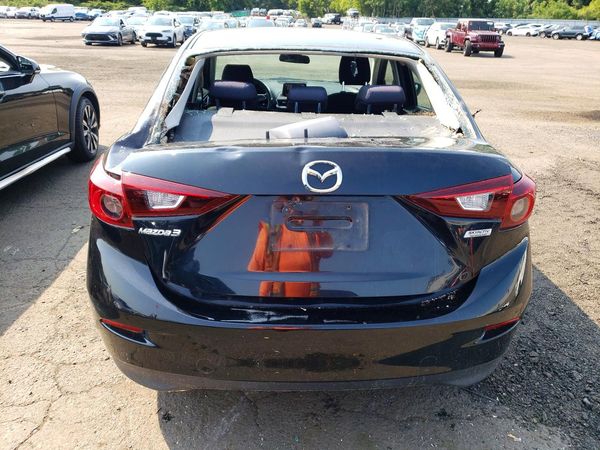 2017 MAZDA 3 Sport