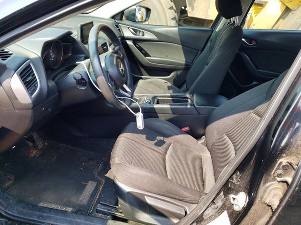 2017 MAZDA 3 Sport