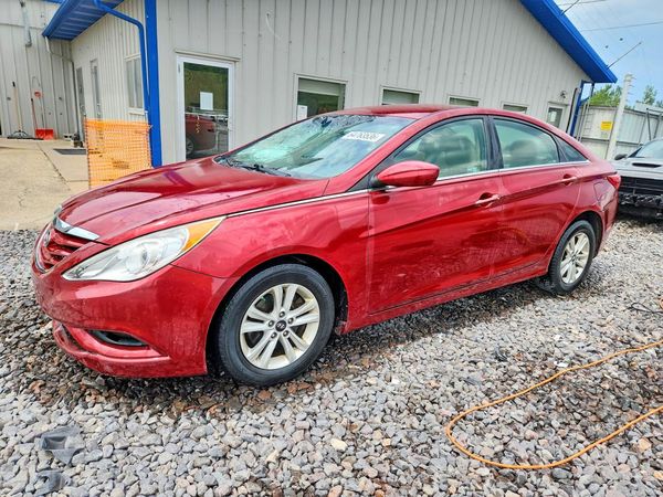 2012 HYUNDAI SONATA