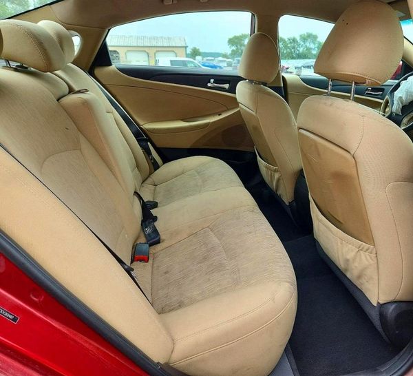 2012 HYUNDAI SONATA
