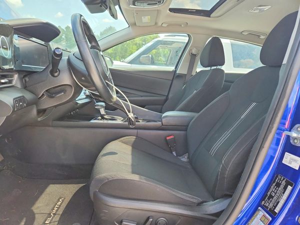 2021 HYUNDAI ELANTRA