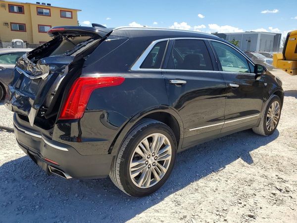 2018 CADILLAC XT5 Premium Luxury