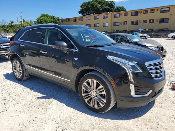 2018 CADILLAC XT5 Premium Luxury