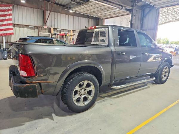 2015 RAM 1500 Laramie