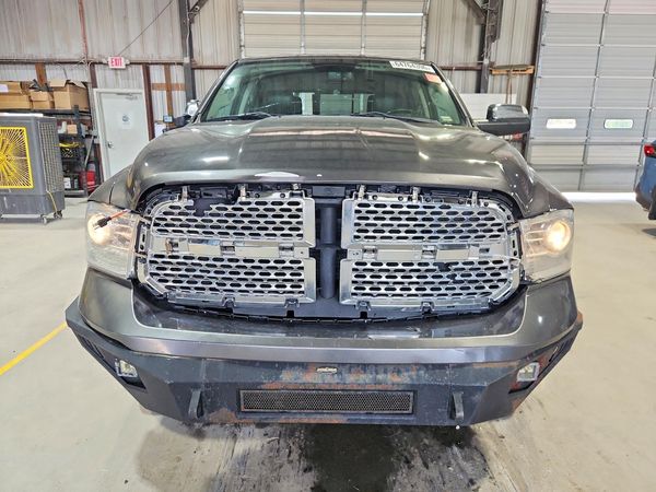 2015 RAM 1500 Laramie