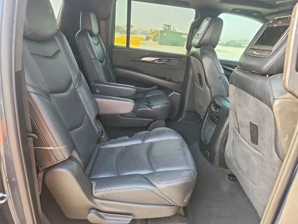 2019 CADILLAC ESCALADE ESV Platinum