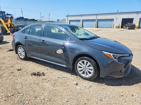 2025 TOYOTA COROLLA LE, XLE, SE
