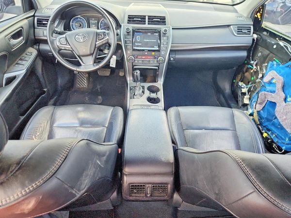 2017 TOYOTA CAMRY