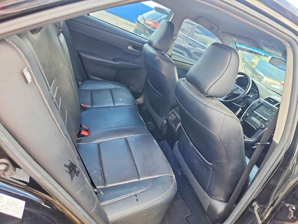 2017 TOYOTA CAMRY