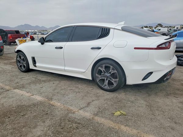 2021 KIA STINGER