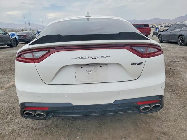 2021 KIA STINGER