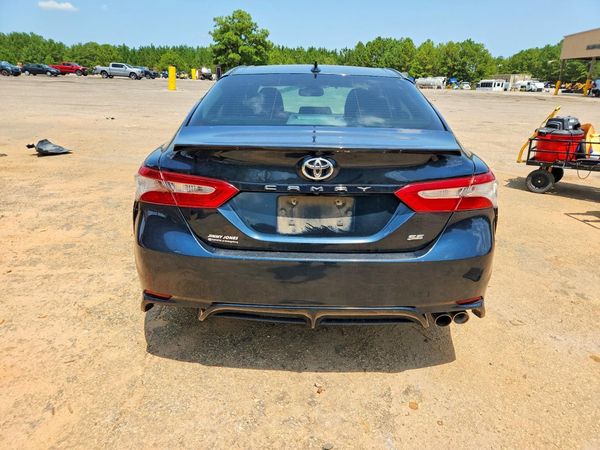 2019 TOYOTA CAMRY