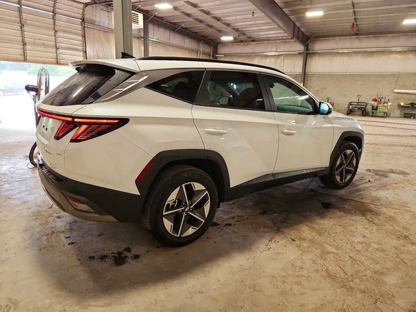 2025 HYUNDAI TUCSON