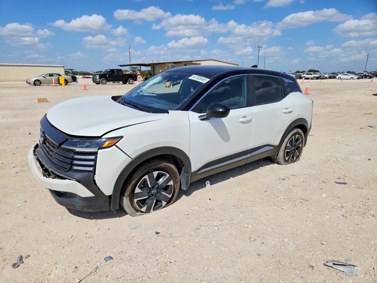 2025 NISSAN KICKS