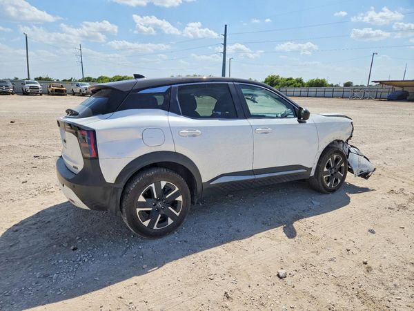 2025 NISSAN KICKS
