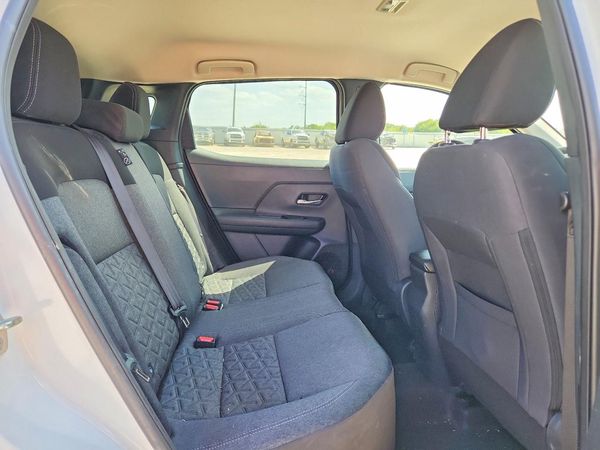 2025 NISSAN KICKS