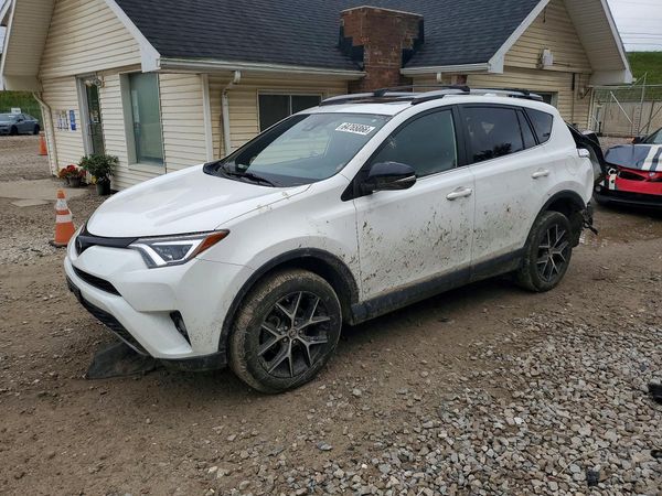2017 TOYOTA RAV4 SE