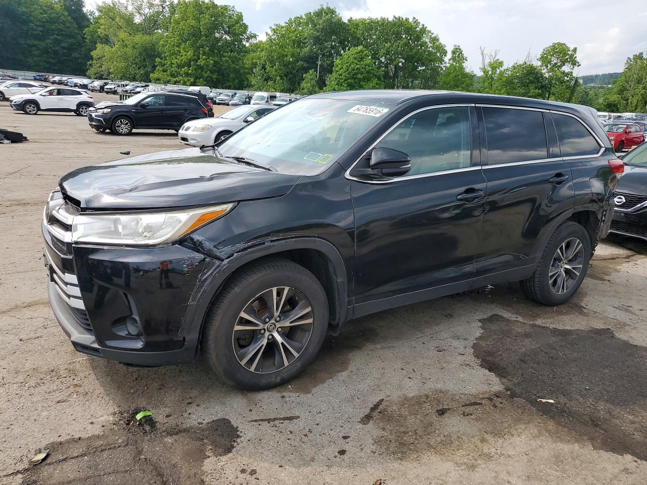 2019 TOYOTA HIGHLANDER LE/LE Plus
