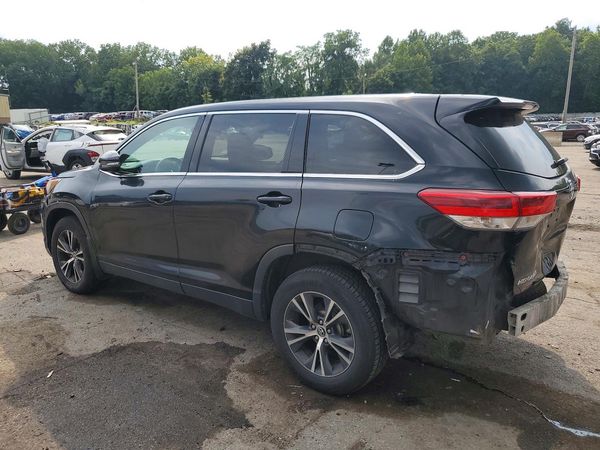 2019 TOYOTA HIGHLANDER LE/LE Plus