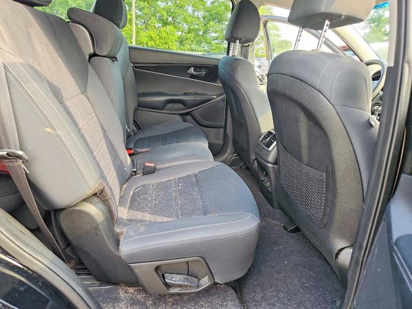 2019 KIA SORENTO L, LX, S
