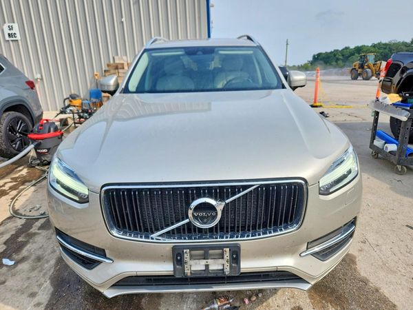 2016 VOLVO XC90 SV42 Momentum