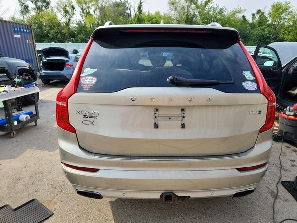 2016 VOLVO XC90 SV42 Momentum