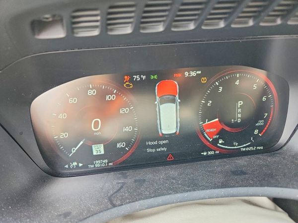 2016 VOLVO XC90 SV42 Momentum