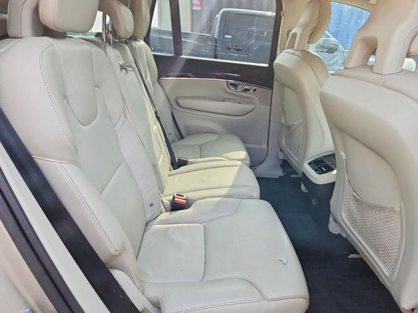2016 VOLVO XC90 SV42 Momentum