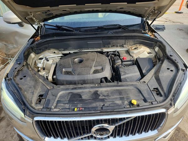 2016 VOLVO XC90 SV42 Momentum