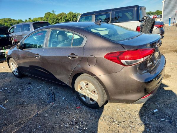 2018 KIA FORTE