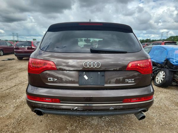 2015 AUDI Q7 Premium Plus