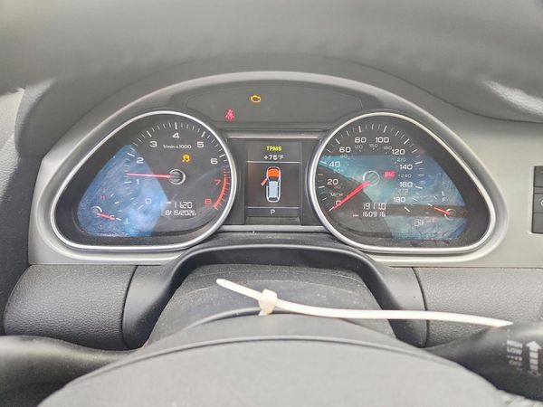 2015 AUDI Q7 Premium Plus