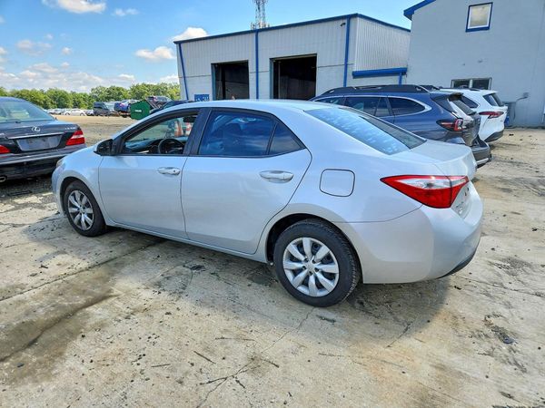 2015 TOYOTA COROLLA