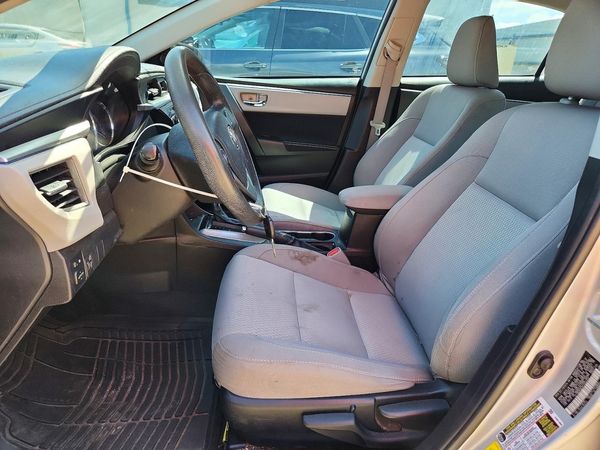 2015 TOYOTA COROLLA