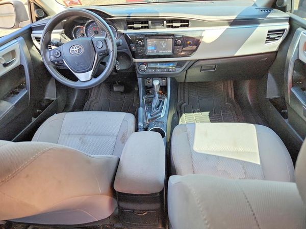 2015 TOYOTA COROLLA