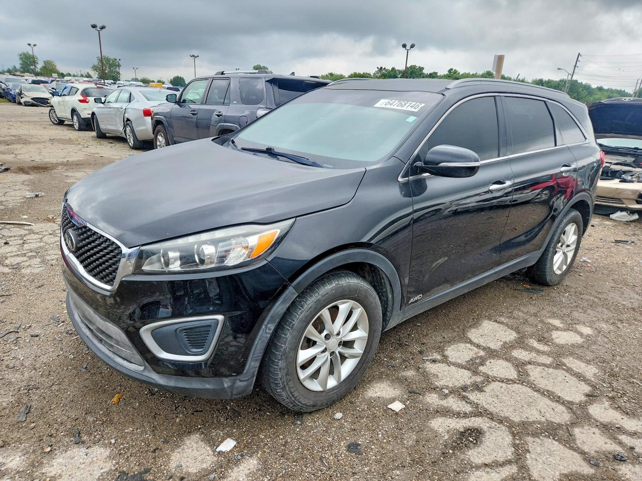2017 KIA SORENTO L, LX — Front 3/4