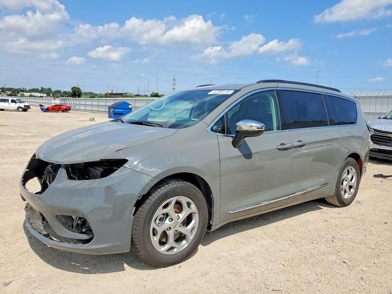 2023 CHRYSLER PACIFICA Limited