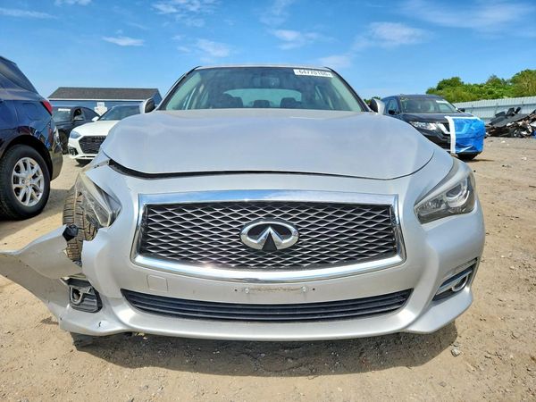2016 INFINITI Q50