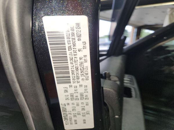 2012 JEEP LIBERTY Sport — VINS