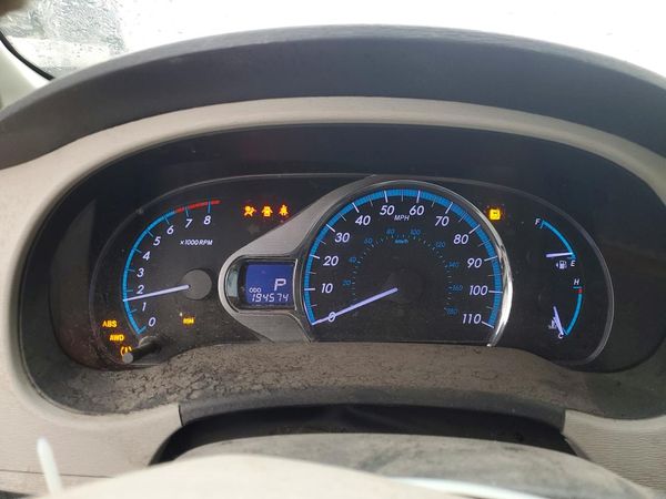 2014 TOYOTA SIENNA