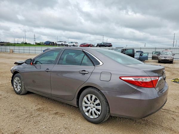 2016 TOYOTA CAMRY