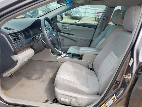 2016 TOYOTA CAMRY
