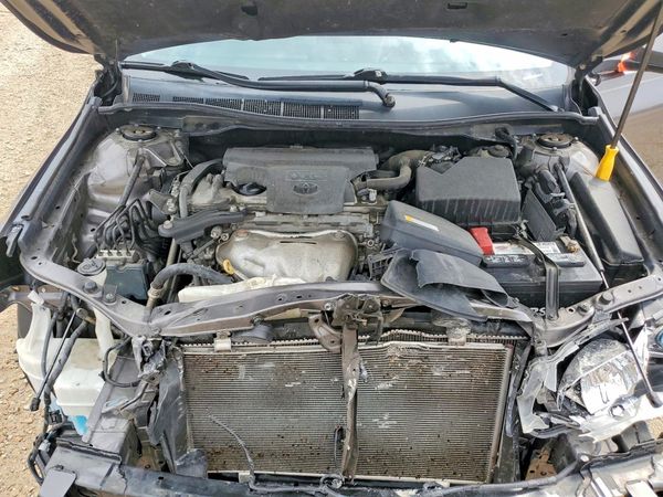 2016 TOYOTA CAMRY